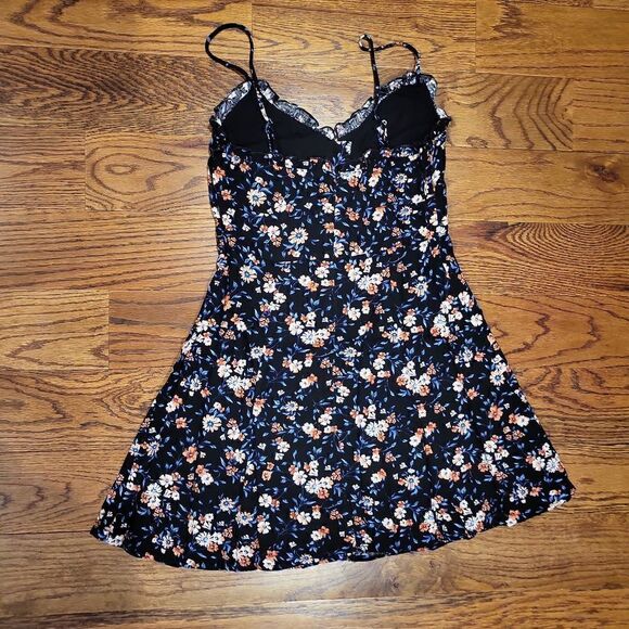 NWT! Floral Spring Dress Sweetheart neckline XS - Picture 3 of 6